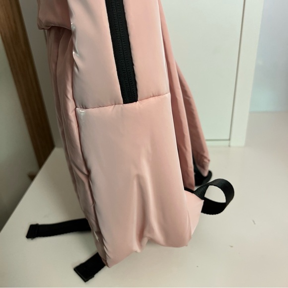 Bearpaw Soft Pink Backpack - Picture 8 of 11